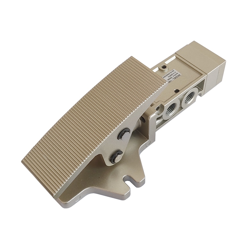 Válvula Pedal/Mola 1/4" 5/3 Vias Centro Aberto Negativo